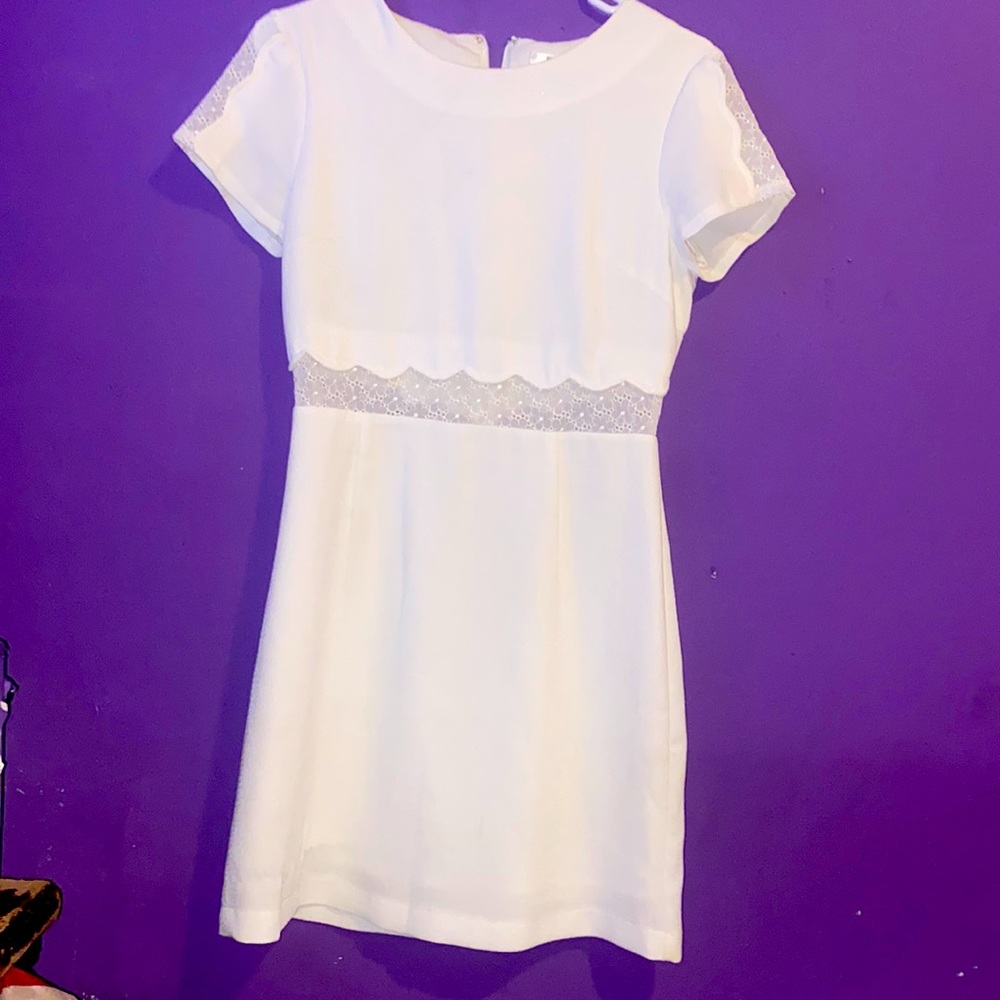 White laced dress